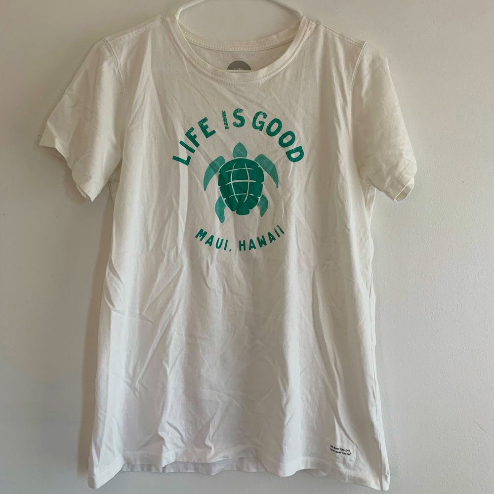 LIFE IS GOOD women’s Maui, HI shirt - medium